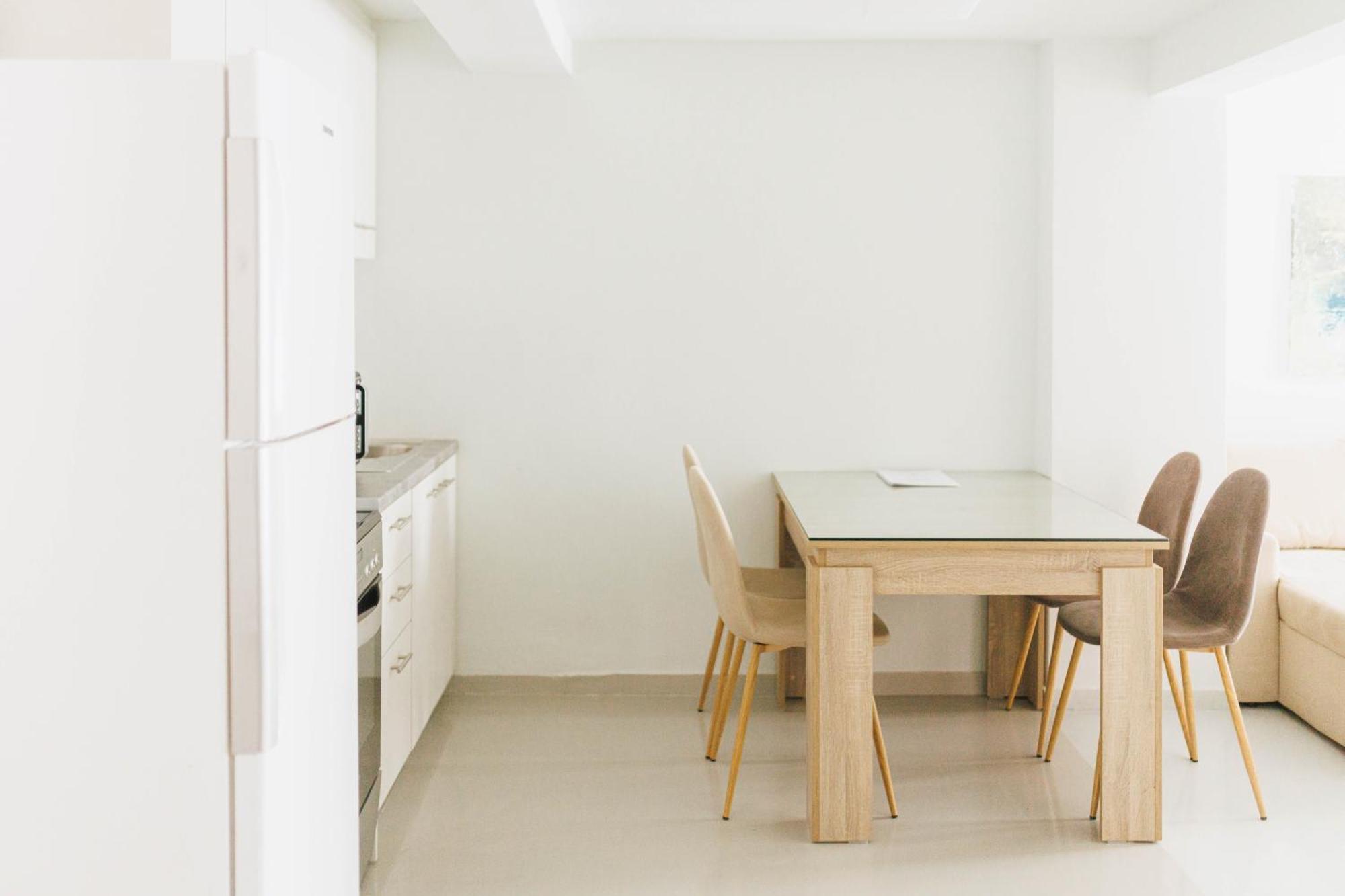 Beautiful Underground Nest With Prv Terrace Apartment Atena Exterior foto